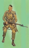 Dragon Military Models 1/16 Screaming Eagle Soldier w/Rifle Normandy 1944 Kit