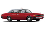 Aoshima Car Models 1/24 1979 Datsun 220C Hong Kong Diesel Taxi Kit