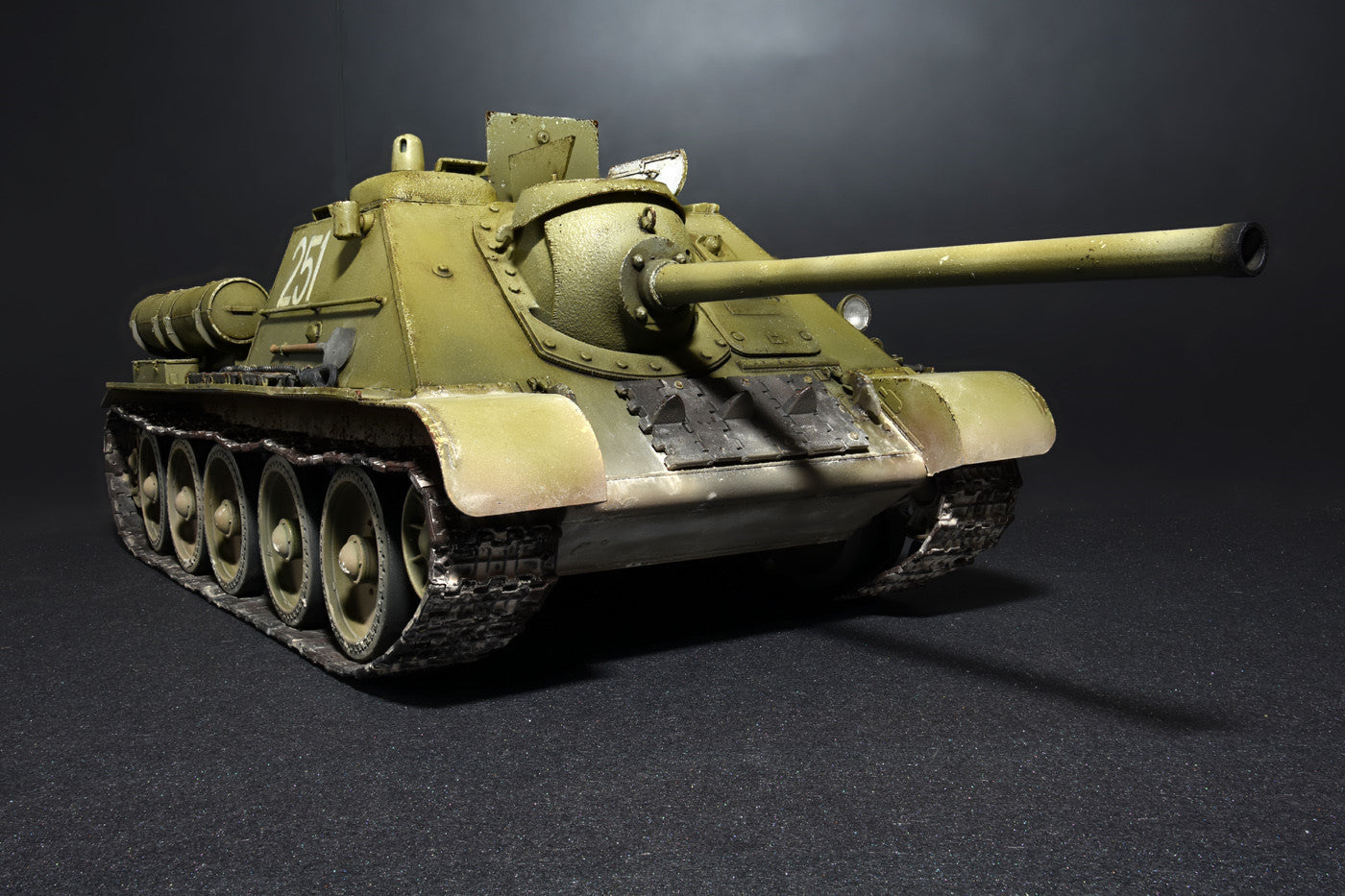 MiniArt Military Models 1/35 Soviet Su85 Mod 1943 Mid Production Self-Propelled Gun Tank w/Full Interior Kit