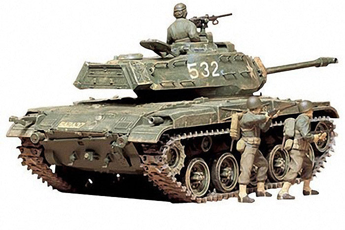 Tamiya Military 1/35 M41 Walker Bulldog Tank Kit