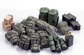 Tamiya Military 1/35 US Modern Military Equipment Set Kit