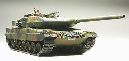 Tamiya Military 1/35 Leopard 2A6 MBT Kit