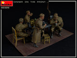 MiniArt Military 1/35 Dinner on the Front: Soviet Soldiers (5) w/Furniture & Accessories Kit