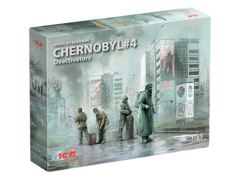 ICM Military Models 1/35 Chernobyl #4: Deactivators Diorama Set (4 figures, base, background) Kit