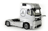 Italeri Model Cars 1/24 Mercedes Benz Actros MP4 GigaSpace Kit