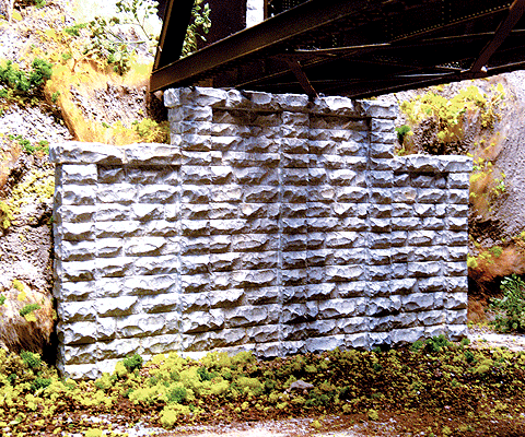 Chooch Enterprises HO Cut Stone Stepped Wall - 6-1/2 x 3-3/4"  16.5 x 9.5cm