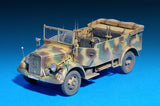 MiniArt Military Models 1/35 Kfz70 MB1500 German 4x4 Car w/Crew Kit