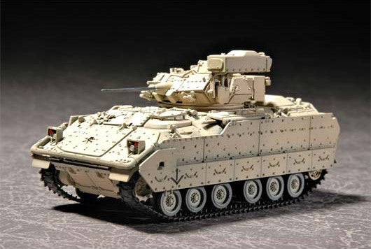 Trumpeter Military Models 1/72 M2A2 Bradley Infantry Fighting Vehicle Kit