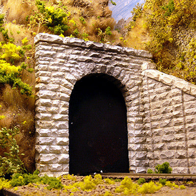 Chooch Enterprises HO Single-Track Cut Stone Tunnel Portal - 4-1/2 x 4-1/2"  11.4 x 11.4cm