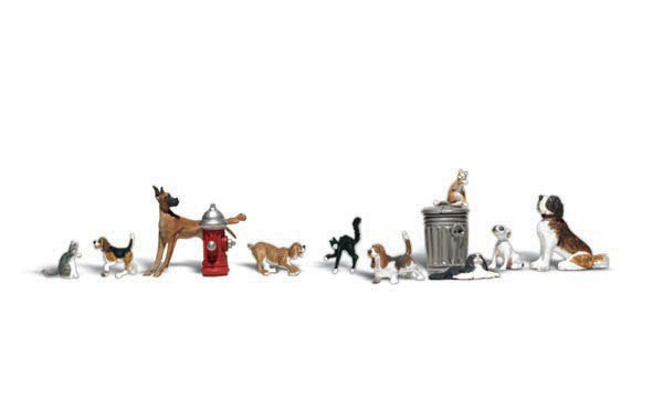 Woodland Scenics O Scenic Accents Dogs (7) & Cats (3)