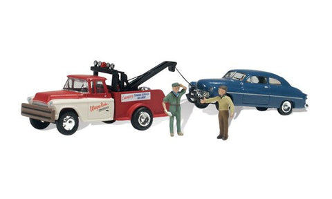 Woodland Scenics N Autoscene Wayne Recker's Tow Service Truck & 1950's Mercury w/Figures