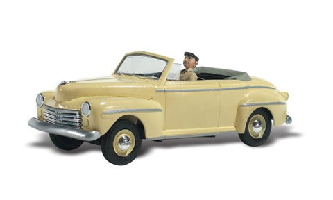 Woodland Scenics N Autoscene Roger's Rag Top 1940's Ford Convertible w/Driver