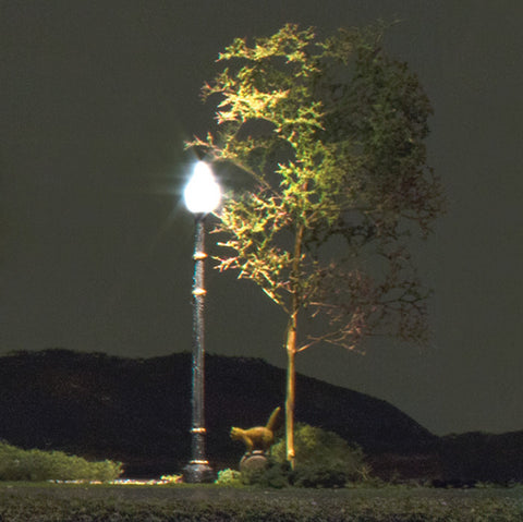 Woodland Scenics N Just Plug: Lamp Post Street Lights (3)