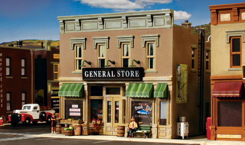 Woodland Scenics O Building Lubener's 2-Story General Store Kit