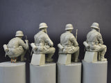 MiniArt Military 1/35 German Panzergrenadiers (4) (New Tool) Kit