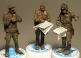 MiniArt Military Models 1/35 Soviet Officers at Field Briefing Kit