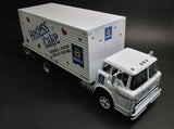 AMT Model Cars 1/25 Ford C600 Hostess City Delivery Truck Kit