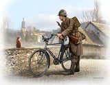 Master Box Ltd 1/35 French Soldier w/Bicycle WWII Era Kit