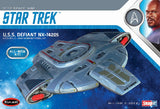 Polar Lights Sci-Fi 1/1000 Star Trek USS Defiant Kit