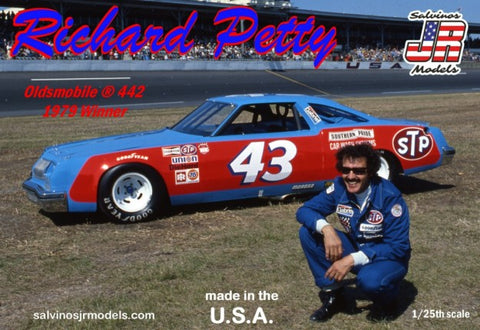 Salvinos Jr. 1/25 Richard Petty #43 Oldsmobile 442 1979 Daytona 500 Winner Race Car Kit