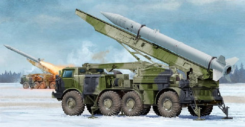 Trumpeter Military Models 1/35 Russian 9P113 TEL Launcher w/9M21 Rocket of 9K52 Luna-M Kit (New Variant)